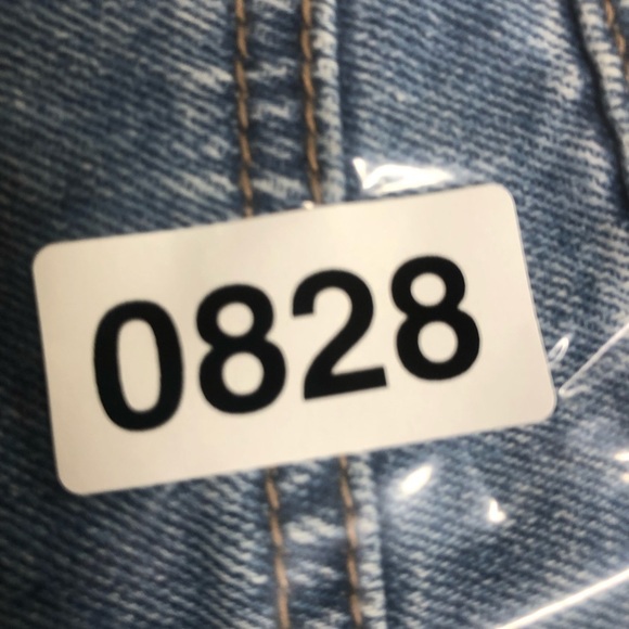 American Eagle 16 Mom Shorts Light Wash Size blue pleated cuffed 0828 5319 - Picture 10 of 11